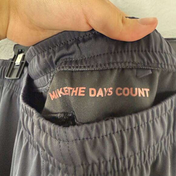 Rhone Spar Jogger in Black - Picture 5 of 5